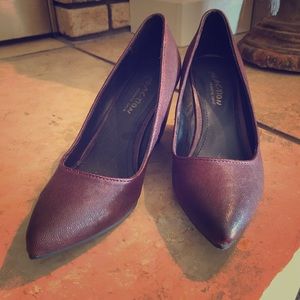 Kenneth Cole Maroon Wedges